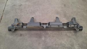 Used Rear bumper bracket central Dacia Duster (SR) Price € 30,25 Inclusive VAT offered by Autohandel Didier