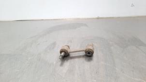 Used Anti-roll bar guide Mercedes B (W246,242) 1.5 B-180 CDI 16V Price € 18,15 Inclusive VAT offered by Autohandel Didier