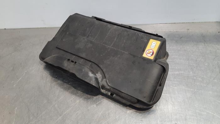 Begagnade Batterilock Mercedes B (W246/W242) 1.5 B-180 CDI,d 16V Pris € 24,20 Inklusive moms erbjuds av Autohandel Didier