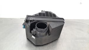Usados Cuerpo de filtro de aire Hyundai Tucson (TL) 2.0 CRDi 16V High Power 4WD Precio € 66,55 IVA incluido ofrecido por Autohandel Didier