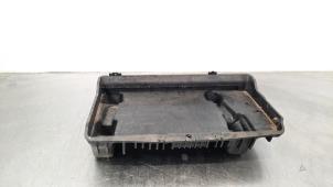 Used Battery box Mercedes E Estate (S213) E-200d 2.0 Turbo 16V Price € 36,30 Inclusive VAT offered by Autohandel Didier