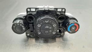 Usados Panel de control de aire acondicionado Ford Fiesta 6 (JA8) 1.0 SCI 12V 80 Precio € 90,75 IVA incluido ofrecido por Autohandel Didier