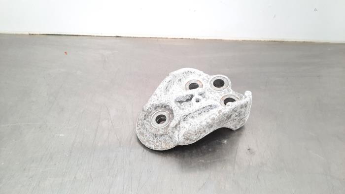 Usagé Support moteur Ford Fiesta 6 (JA8) 1.0 SCI 12V 80 Prix € 48,40 Prix TTC proposé par Autohandel Didier