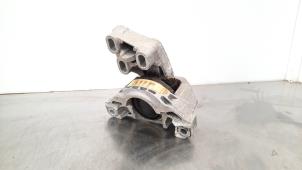 Used Engine mount Mercedes CLA (117.3) 2.2 CLA-200 CDI, 200 d 16V Price € 48,40 Inclusive VAT offered by Autohandel Didier