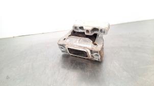 Used Gearbox mount Volkswagen Caddy IV Price € 36,30 Inclusive VAT offered by Autohandel Didier