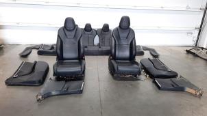 Gebrauchte Verkleidung Set (komplett) Tesla Model S P100D Preis € 786,50 Mit Mehrwertsteuer angeboten von Autohandel Didier