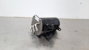 Used Fuel filter Audi Q3 (F3B) 2.0 35 TDI 16V Price € 54,45 Inclusive VAT offered by Autohandel Didier