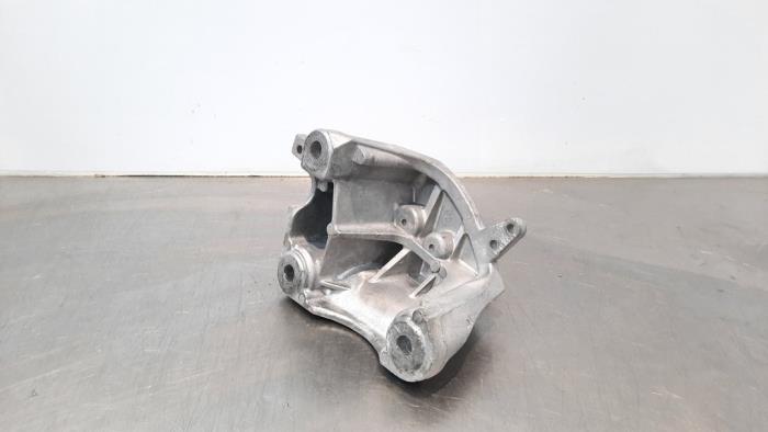 Used Engine mount Ford Fiesta 7 1.0 EcoBoost 12V Price € 24,20 Inclusive VAT offered by Autohandel Didier