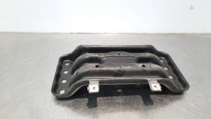 Used Gearbox mount Mercedes C (C205) C-400 3.0 V6 Turbo 4-Matic Price € 30,25 Inclusive VAT offered by Autohandel Didier