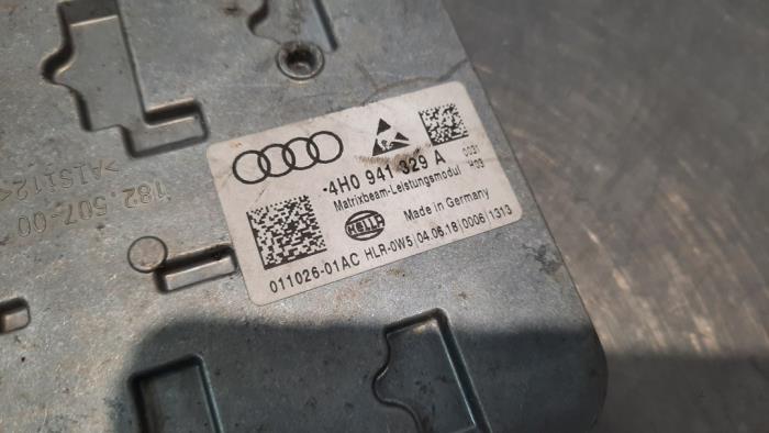 Module LED headlight from a Audi A6 Avant (C7) 3.0 TDI V6 24V Quattro 2018