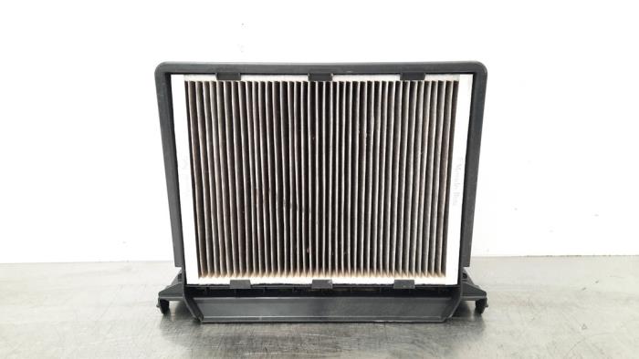 Begagnade Luftfilter Mercedes EQC (N293) 400 4-Matic 80 kWh Pris € 54,45 Inklusive moms erbjuds av Autohandel Didier