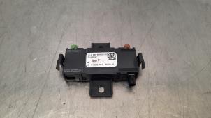 Used Antenna Amplifier Mercedes EQC (N293) 400 4-Matic Price € 36,30 Inclusive VAT offered by Autohandel Didier