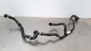Used Radiator hose Mercedes EQC (N293) 400 4-Matic Price € 30,25 Inclusive VAT offered by Autohandel Didier