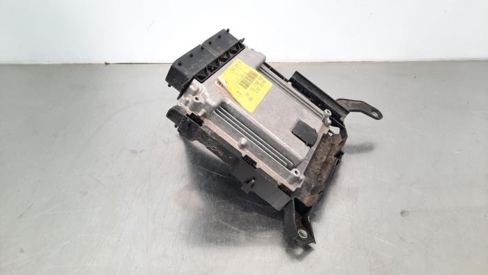 Used Engine management computer Audi A4 Avant (B9) 2.0 35 TFSI Mild Hybrid 16V Price € 266,20 Inclusive VAT offered by Autohandel Didier