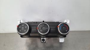 Used Air conditioning control panel Renault Clio V (RJAB) 1.0 TCe 100 12V Price € 66,55 Inclusive VAT offered by Autohandel Didier