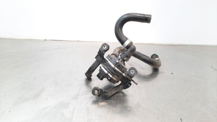 Begagnade Extra vattenpump Kia Niro I (DE) 1.6 GDI Hybrid Pris € 199,65 Inklusive moms erbjuds av Autohandel Didier