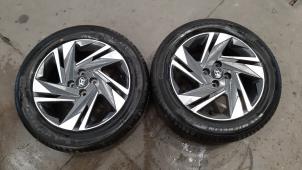 Used Wheel + tyre Hyundai i20 (BC3) 1.0 T-GDI 100 12V Price € 223,85 Inclusive VAT offered by Autohandel Didier