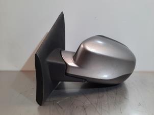Used Wing mirror, left Renault Twingo Price € 84,70 Inclusive VAT offered by Autohandel Didier