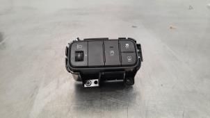 Używane Przelacznik (rózne) Hyundai i20 (BC3) 1.0 T-GDI 100 12V Cena € 36,30 Z VAT oferowane przez Autohandel Didier