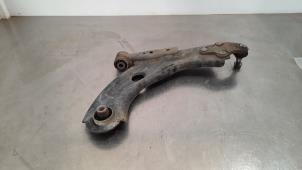 Used Front wishbone, left Citroen C4 Picasso (3D/3E) 1.6 e-Hdi, BlueHDi 115 Price € 66,55 Inclusive VAT offered by Autohandel Didier