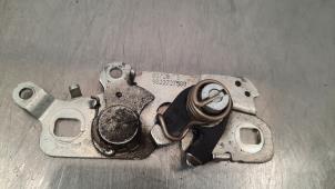 Used Bonnet lock mechanism Opel Corsa F (UB/UH/UP) 1.2 Turbo 12V 100 Price € 24,20 Inclusive VAT offered by Autohandel Didier