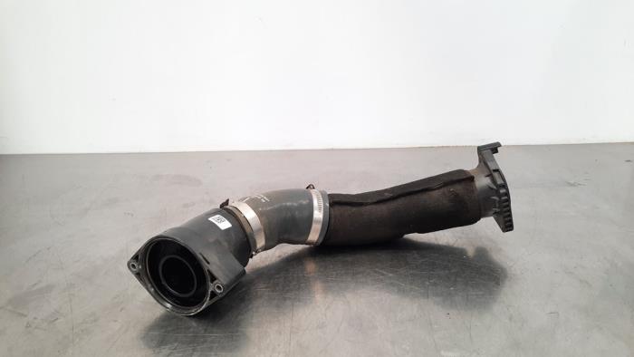 Usagé Tube intercooler Skoda Octavia Combi (NXAC) 2.0 TDI GreenTec 16V Prix € 30,25 Prix TTC proposé par Autohandel Didier