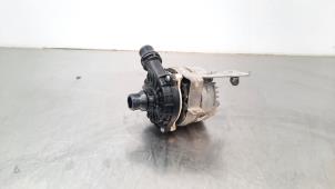 Used Additional water pump Mercedes C (W205) C-300 CDI 2.2 BlueTEC Hybrid, C-300 h 16V Price € 127,05 Inclusive VAT offered by Autohandel Didier