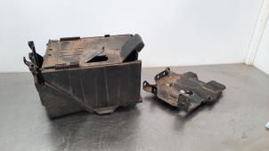 Used Battery box Peugeot Partner (GC/GF/GG/GJ/GK) 1.6 BlueHDi 100 Price € 24,20 Inclusive VAT offered by Autohandel Didier