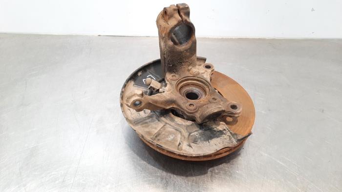 Knuckle, front left from a Volkswagen Caddy III (2KA,2KH,2CA,2CH) 1.9 TDI 2010
