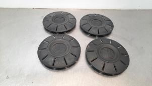 Used Wheel cover set Volkswagen Transporter T6 2.0 TDI DRF Price € 36,30 Inclusive VAT offered by Autohandel Didier
