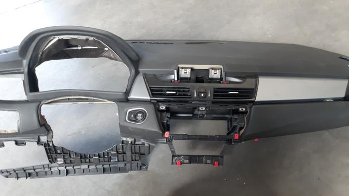 Airbag set + dashboard d'un BMW 2 serie Gran Tourer (F46) 216d 1.5 TwinPower Turbo 12V 2016