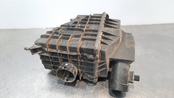 Begagnade Luftfilterhus Ford Transit 2.4 TDCi 16V Pris € 60,50 Inklusive moms erbjuds av Autohandel Didier
