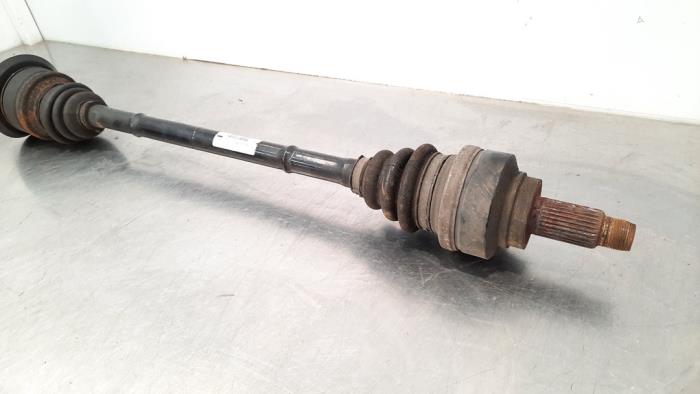 Drive shaft, rear right from a BMW 3 serie (F30) 318d 2.0 16V 2014