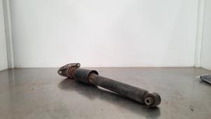 Used Rear shock absorber, right BMW 3 serie (F30) 318d 2.0 16V Price € 36,30 Inclusive VAT offered by Autohandel Didier