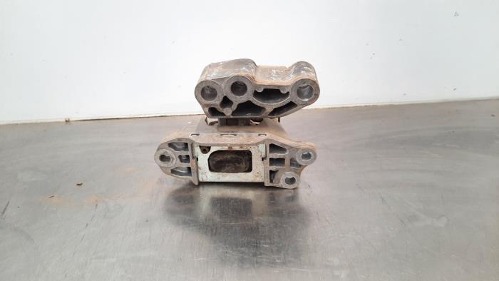 Used Engine mount Jeep Renegade (BU) 1.6 Multijet 16V Price € 36,30 Inclusive VAT offered by Autohandel Didier