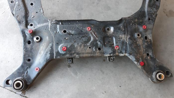 Subframe Volvo S60 II 2.0 D3 16V - 31406808 D4204T9