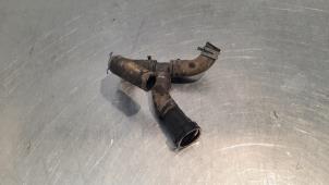 Used Radiator hose Audi A5 Cabrio (8F7) 2.0 TDI 16V Price € 36,30 Inclusive VAT offered by Autohandel Didier