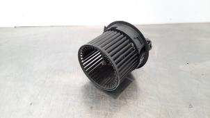 Used Heating and ventilation fan motor Dacia Logan MCV III/Sandero Wagon (SD07) 0.9 TCe 90 12V Price € 48,40 Inclusive VAT offered by Autohandel Didier