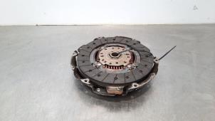 Used Clutch kit (complete) Renault Clio IV (5R) 0.9 Energy TCE 90 12V Price € 90,75 Inclusive VAT offered by Autohandel Didier