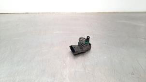 Begagnade MAP-sensor (insugsrör) Renault Clio IV (5R) 0.9 Energy TCE 90 12V Pris € 24,20 Inklusive moms erbjuds av Autohandel Didier