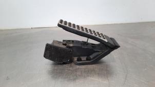 Used Accelerator pedal Mercedes E (W213) E-300de 2.0 Turbo 16V Price on request offered by Autohandel Didier