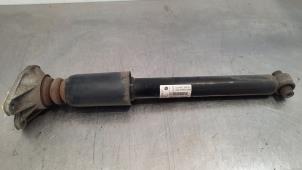 Used Rear shock absorber, right BMW 1 serie (F20) 116d 1.5 12V TwinPower Price € 48,40 Inclusive VAT offered by Autohandel Didier