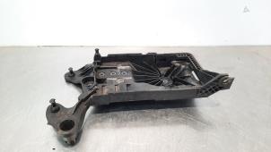 Used Battery box Volkswagen Golf VIII (CD1) 1.5 eTSI 16V Price € 30,25 Inclusive VAT offered by Autohandel Didier