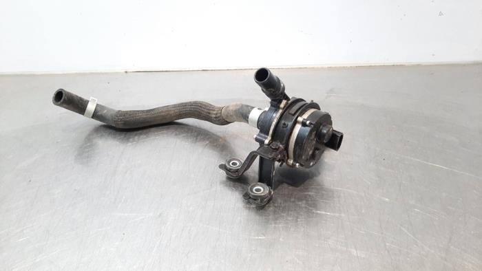 Begagnade Extra vattenpump Kia Niro I (DE) 1.6 GDI Hybrid Pris € 102,85 Inklusive moms erbjuds av Autohandel Didier