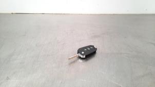 Used Folding key Peugeot 208 II (UB/UH/UP) Price € 60,50 Inclusive VAT offered by Autohandel Didier