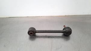 Used Anti-roll bar guide Kia Sportage (SL) 1.7 CRDi 16V 4x2 Price € 36,30 Inclusive VAT offered by Autohandel Didier