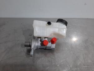 Used Wheel brake cylinder Renault Clio IV Estate/Grandtour (7R) 0.9 Energy TCE 75 12V Price € 36,30 Inclusive VAT offered by Autohandel Didier