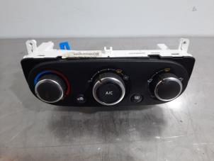 Used Heater control panel Renault Clio IV Estate/Grandtour (7R) 0.9 Energy TCE 75 12V Price € 60,50 Inclusive VAT offered by Autohandel Didier