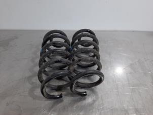 Used Rear torsion spring Renault Clio IV Estate/Grandtour (7R) 0.9 Energy TCE 75 12V Price € 66,55 Inclusive VAT offered by Autohandel Didier