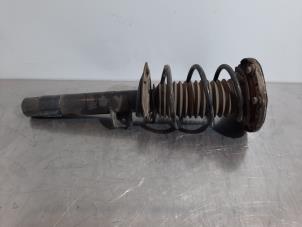 Used Front shock absorber, right BMW 1 serie (F21) 116i 1.5 TwinPower 12V Price € 163,35 Inclusive VAT offered by Autohandel Didier